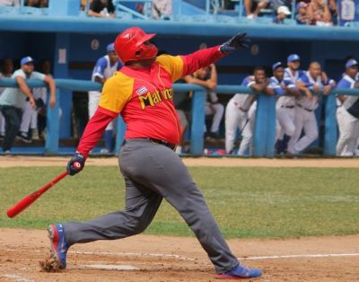 59 Serie Nacional: Viera dom a los Toros, Avispas otra vez a la cima.