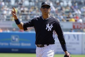 Sobrio estreno de A-Rod en 1B