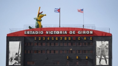 Suspenden por lluvias segundo partido de bisbol entre Estados Unidos y Cuba