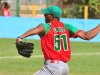 Temas de béisbol en Cuba. La pelota se mueve.