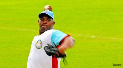 Tigres sufren y luego ren en bisbol de Cuba.