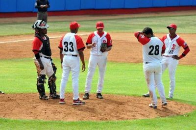 Tres invictos en la V Serie Sub 23 de bisbol.