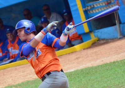 Trinidad, primer clasificado a semifinales de torneo provincial de bisbol.