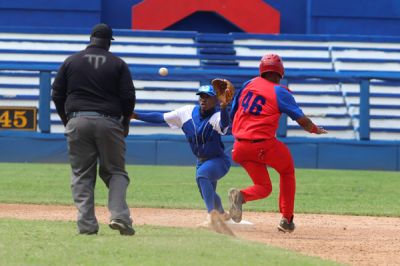 Triple empate en el grupo B y dominio de Pinar del Ro en el Sub-23 de Bisbol.