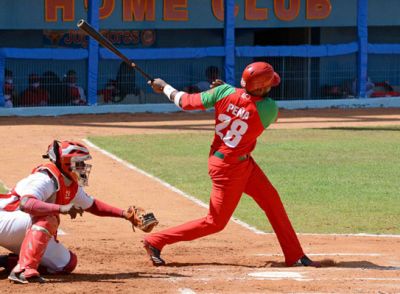 Las Tunas se impone a Granma y toma ventaja en semifinal oriental.