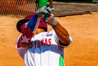 Las Tunas queda sola en primera posicin del bisbol cubano.