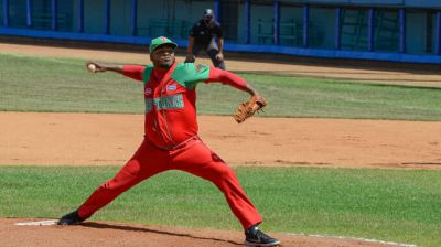 Las Tunas toma delantera en semifinal de bisbol en Cuba.