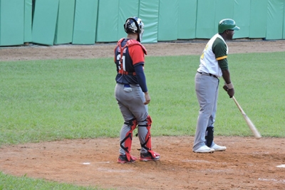 Vegueros firman dcimo triunfo 5-3 ante Cienfuegos.