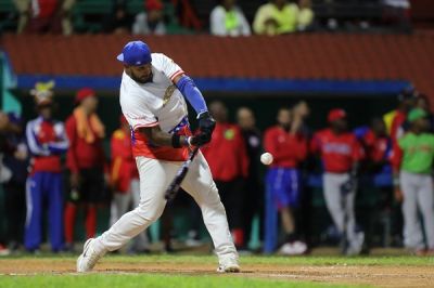 Venezolano Tello gana derby de jonrones en Serie de Estrellas.