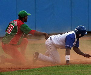 Un viaje a las entraas del juego Las Tunas-Industriales