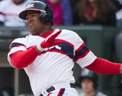 White Sox activan de la lista de lesionados a Viciedo