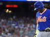 Yoenis Cspedes trabajar en fortalecer sus piernas durante el invierno.