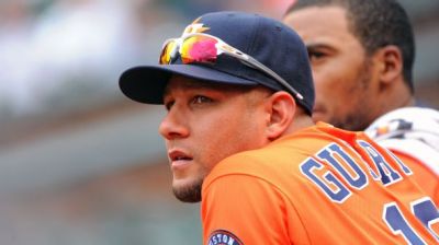 Yulieski Gurriel se adapta a la postemporada de Grandes Ligas.