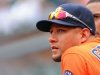 Yulieski Gurriel lleva su bate caliente a Cleveland.