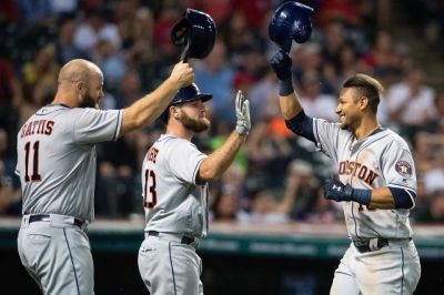 Yulieski Gurriel mantiene buenos nmeros en sus primeros 15 juegos.