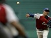 Yunesky Maya vuelve a lanzar, esta vez en el béisbol dominicano.